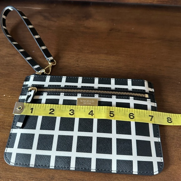 Kate Spade NWOT Black & White Checkered Wristlet - Picture 6 of 7